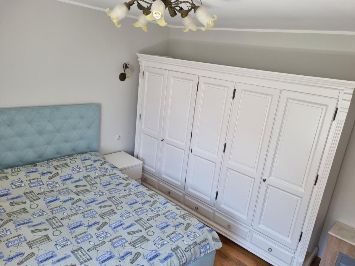 Yla Apartments Piatra Neamţ Eksteriør billede